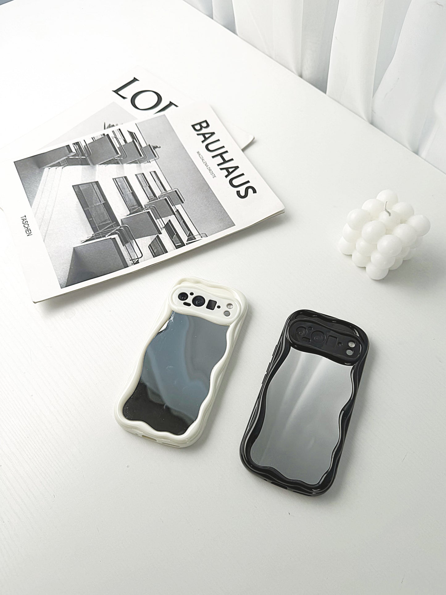Contour Mirror Case (Pixel)
