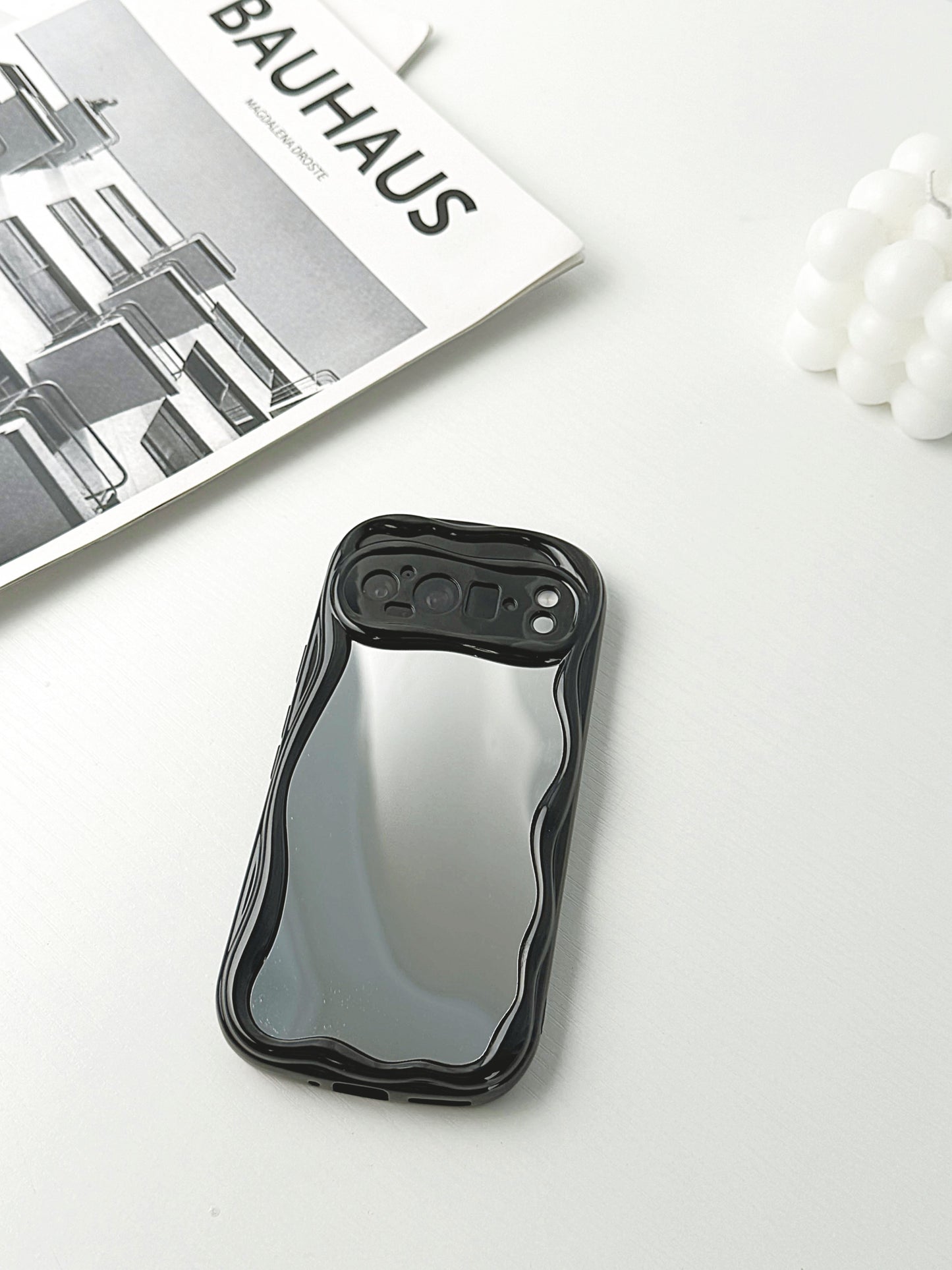 Contour Mirror Case (Pixel)